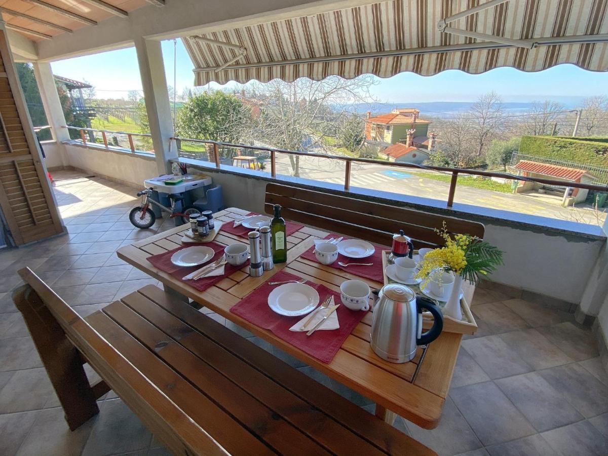 Sea View Istrian Countryside Apartment - Rota Dragonja Bagian luar foto