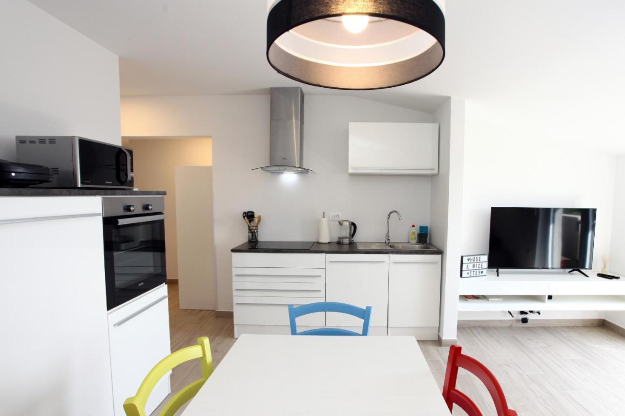 Sea View Istrian Countryside Apartment - Rota Dragonja Bagian luar foto