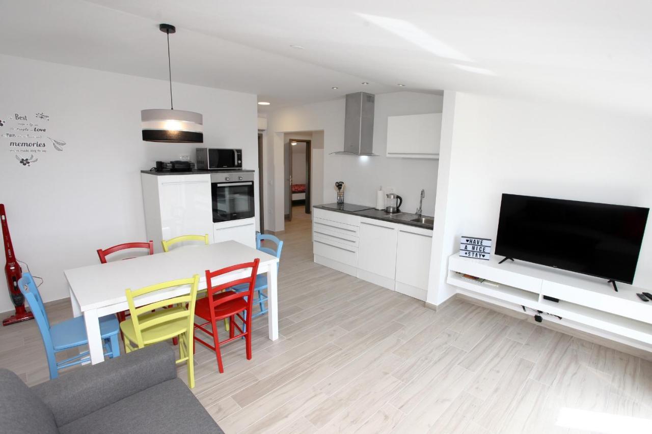 Sea View Istrian Countryside Apartment - Rota Dragonja Bagian luar foto
