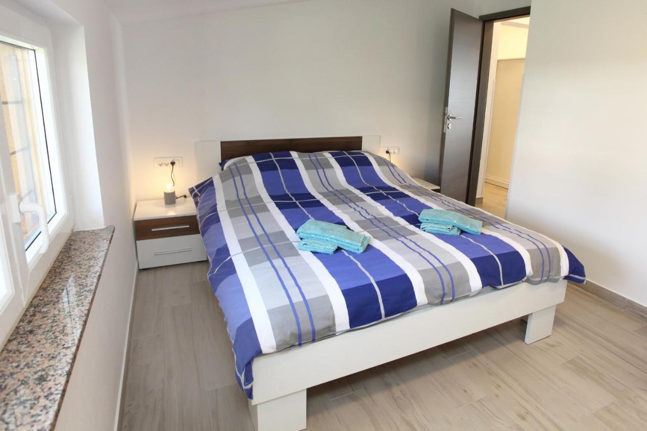 Sea View Istrian Countryside Apartment - Rota Dragonja Bagian luar foto