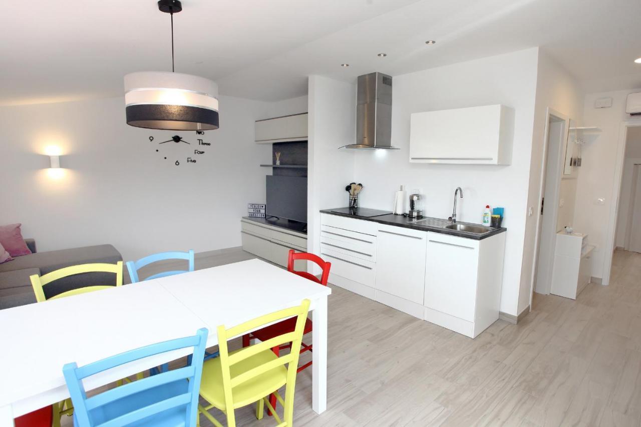 Sea View Istrian Countryside Apartment - Rota Dragonja Bagian luar foto