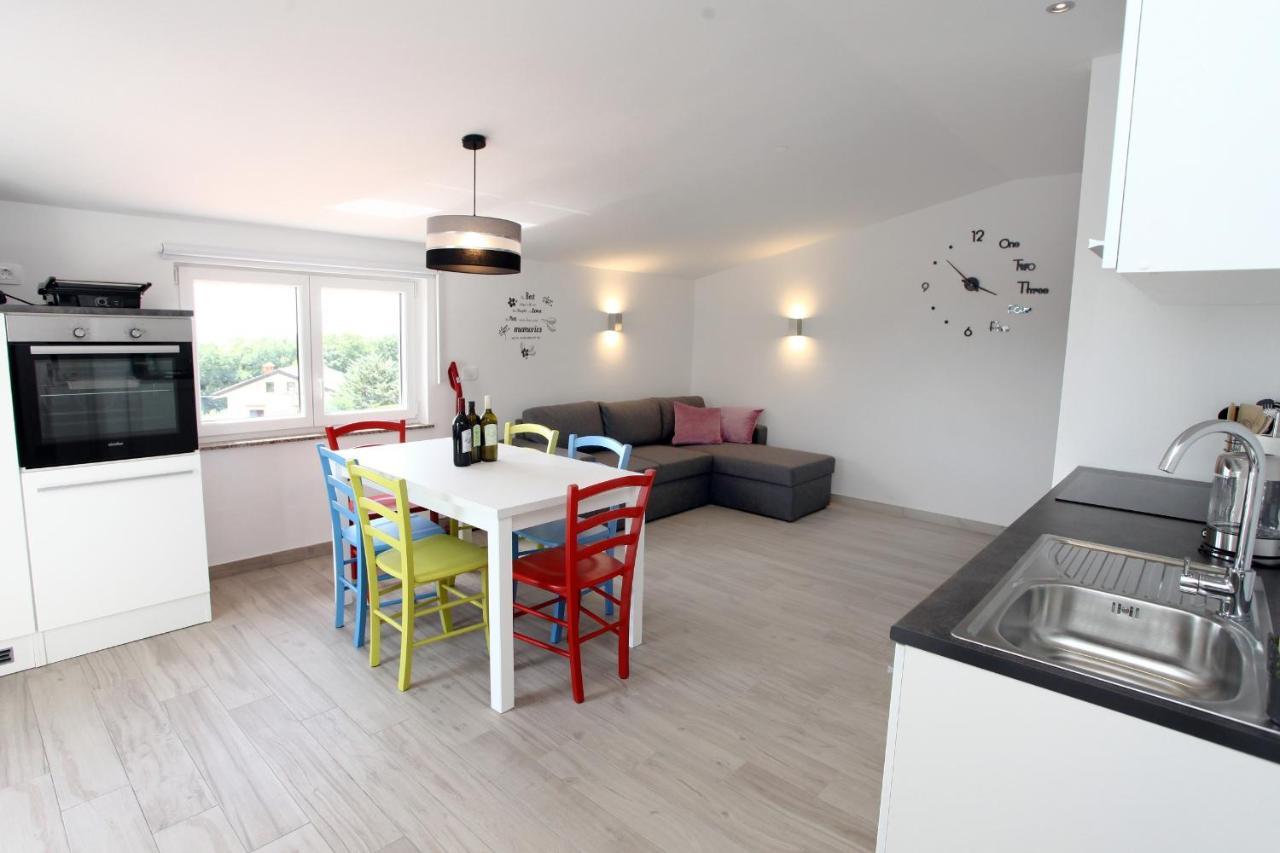 Sea View Istrian Countryside Apartment - Rota Dragonja Bagian luar foto
